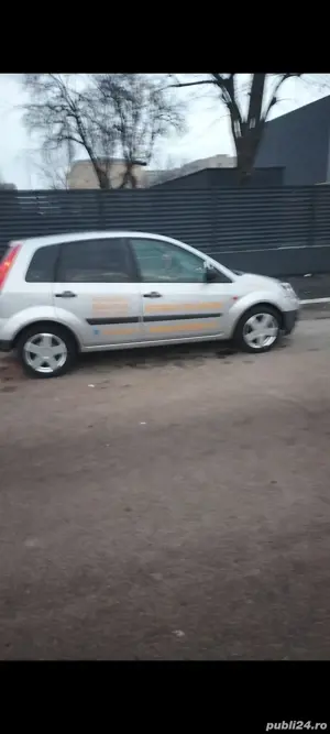 Scoala de soferi sector 4-5,2200 lei