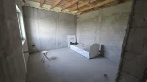 Casă P+1 în Dascălu, Ilfov   construcție 2022, la gri, cu panouri solare, ideală pentru finisare  - imagine 7