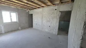 Casă P+1 în Dascălu, Ilfov   construcție 2022, la gri, cu panouri solare, ideală pentru finisare  - imagine 9