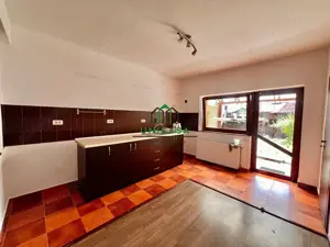 Casa Vladesti/4 camere - imagine 2