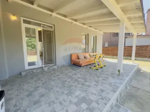 Casă cu 5 camere de vânzare Cartier Orizont 2 Paleu zona Metropolitana - imagine 4