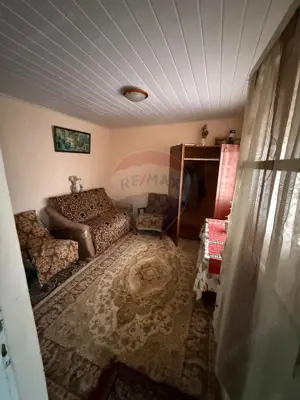 Casă / Vilă cu 6 camere de vânzare - imagine 5 Casă / Vilă cu 6 camere de vânzare - imagine 5