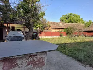 Casă cu teren generos de vânzare în Sânandrei   aproape de Primărie și centrul localității - imagine 6