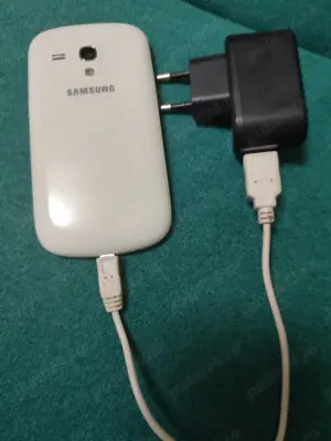 Vând telefon Samsung 