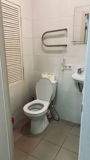 Oferim garsoniera in zona Morarilor