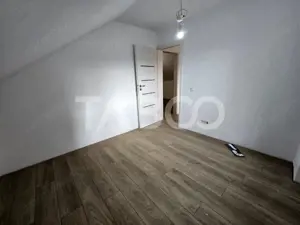 Apartament decomandat de vanare 4 camere balcon Vasile Aaron Sibiu - imagine 10
