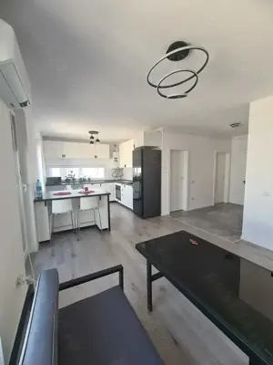 Proprietar vând penthouse nou  67mp cu terasa 50 mp,Buziasului 3 camere