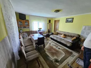 De vanzare Teren intravilan cu casa si anexe in Bucovina Moldova Sulita - imagine 10