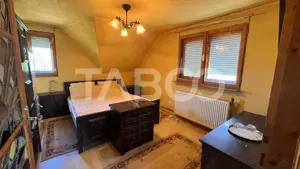 Casa de vanzare 6 camere loc de relaxare garaj teren 669mp Cornatel - imagine 15