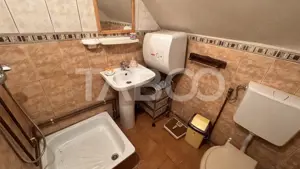 Casa de vanzare 6 camere loc de relaxare garaj teren 669mp Cornatel - imagine 12