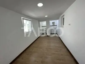 Birou individul de inchiriat cu toate utilitatile U.P.R.U.C. Fagaras - imagine 3