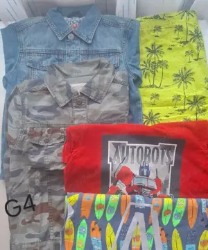 Lot haine 146cm, jachete, tricouri, pantaloni scurți, cod G4