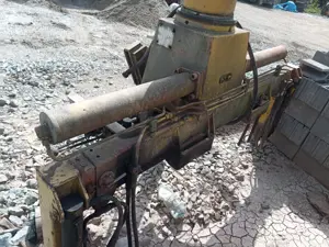 Vânzare auto ,macara3,5t - imagine 2