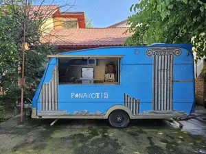 Rulota comerciala fast food