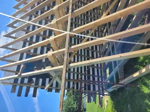 Vând teren 585 mp pe malul lacului Ianova. 30 de euro mp - imagine 2 Vând teren 585 mp pe malul lacului Ianova. 30 de euro mp - imagine 2