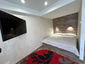 Apartament cu trei camere in zona Dacia de inchiriat - imagine 2