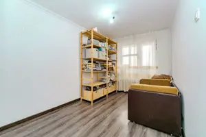 Apartament cu trei camere in zona Sagului - imagine 5