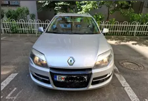 Renault Laguna 3 - 12 2012
