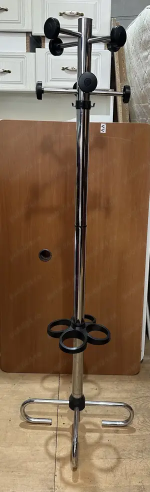 3 buc Cuier tip pom; Cuier metalic de podea