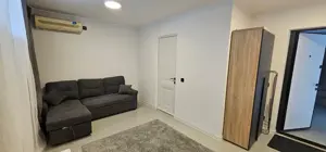 Se ofera spre inchiriere garsoniera in zona Giulesti - imagine 2 Se ofera spre inchiriere garsoniera in zona Giulesti - imagine 2