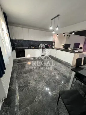 Casă modernă tip duplex, ideală pentru 2 familii – in loc. Strei - imagine 16