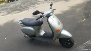 Scuter Piaggio vespa ET2 RETRO 49cc  - imagine 4