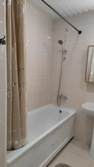 Ofer spre inchiriere garsoniera in zona Unirii - imagine 4