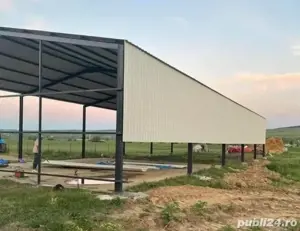 vand hala metalica de pe stoc