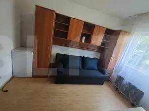 Garsonieră –poziție excelentă, pentru investiție – mobilată si utilată