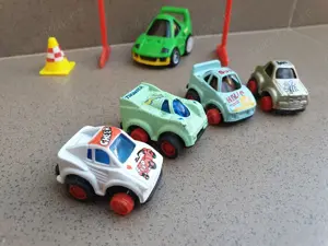 Masinute curse, set masinute minuscule - imagine 4