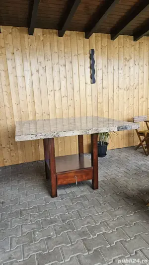 se vinde masa din marmura import USA