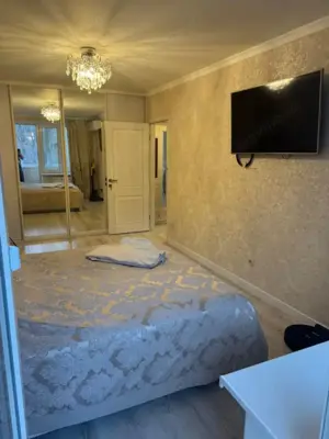 Ofer spre inchiriere garsoniera in zona Dristor - imagine 2