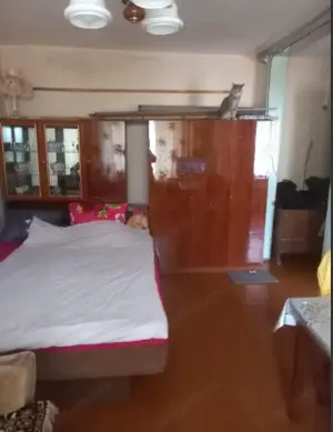 Ofer spre inchiriere garsoniera complet mobilata si utila in zona Sun Plaza