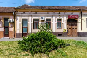 De vanzare casa ultracentrala– Str. Augustin Doinas, Arad | 98 mp