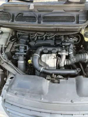 Ford C-Max - imagine 4