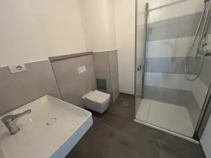 Vand apartament 3 camere onesti - imagine 9