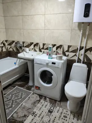 Ofer spre inchiriere garsoniera in zona Mosilor - imagine 2