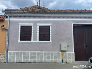 Casa de vanzare 1500 mp