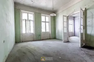 De vanzare Etaj de casă– 201 mp utili, Arad-Ultracentral - imagine 2