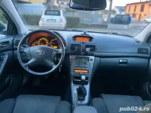 Vand sau Schimb Toyota Avensis 2.0 Diesel Euro 4 Recent Adusa klimatronic caramida lemn materiale  - imagine 2
