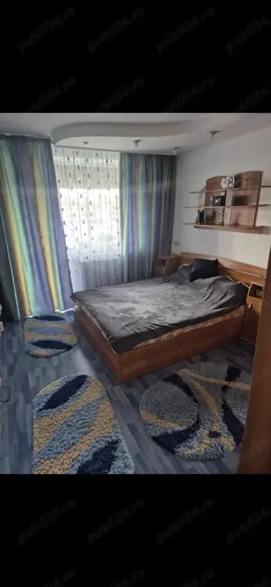 Vânzare apartament cu 3 camere - imagine 2