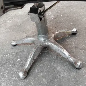 Scaun Coafor Frizerie -stare buna, necesita mici reconditionari - imagine 2