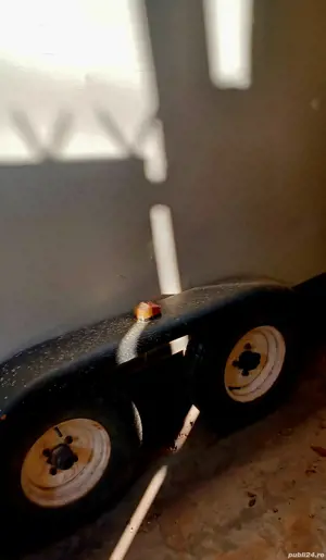 Remorca usoara închisa  - imagine 4