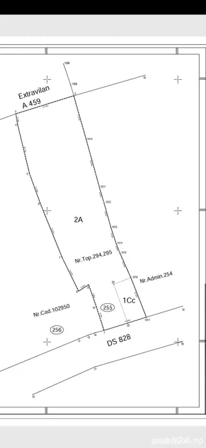 Vând teren intravilan