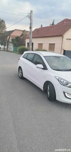 Hyundai i30 cdri  - imagine 3 Hyundai i30 cdri  - imagine 3