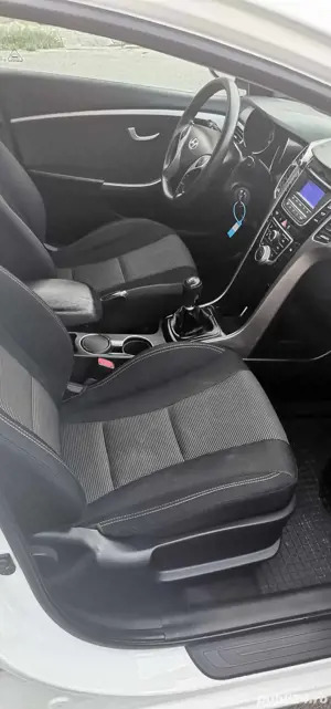 Hyundai i30 cdri  - imagine 6 Hyundai i30 cdri  - imagine 6