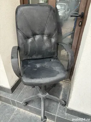 vand un scaun de birou cu roti  - imagine 3