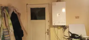 Închiriere apartament la casa - imagine 4