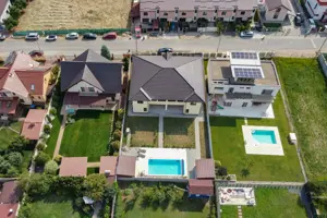 Casa/Vila cu 6 camere ideala rezidential/comerical Ciarda COMISION 0% - imagine 15