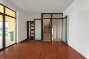 Casa/Vila cu 6 camere ideala rezidential/comerical Ciarda COMISION 0% - imagine 5